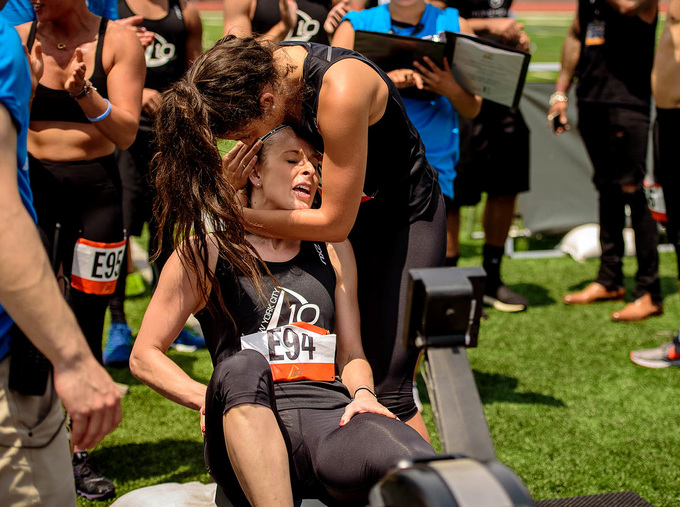 W680 shelly mady hugs after rows